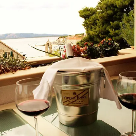 Hostel Nautica (adults Only)